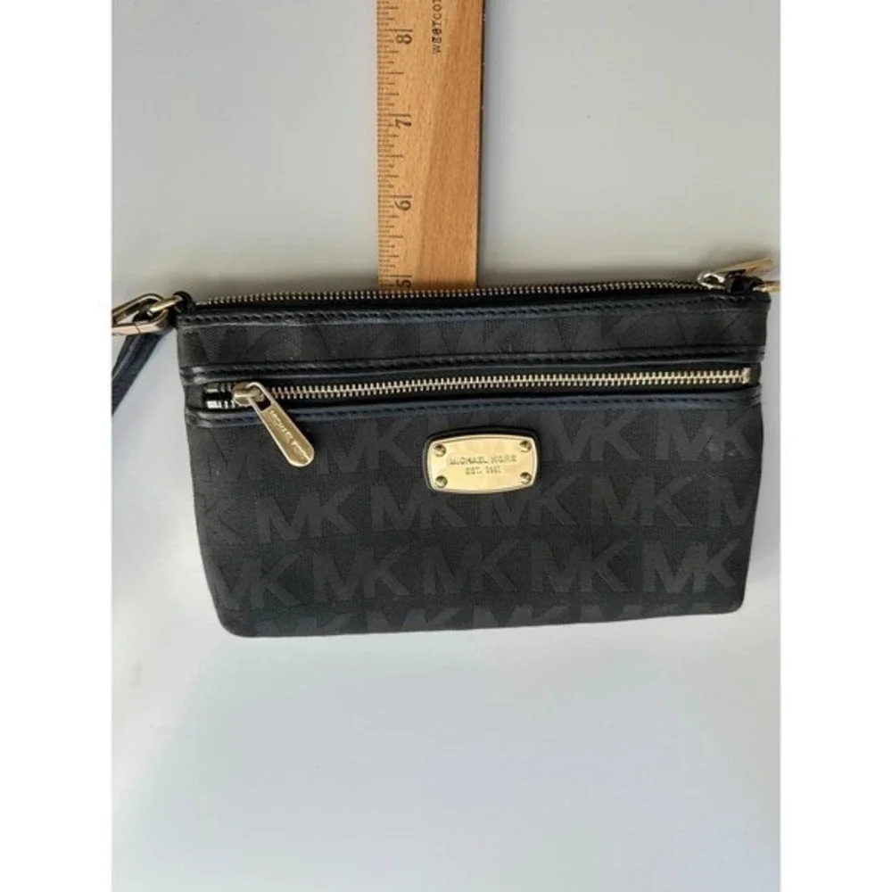 Michael Kors MK Signature Wristlet Black Gold Zip Clutch‎ Pouch PVC